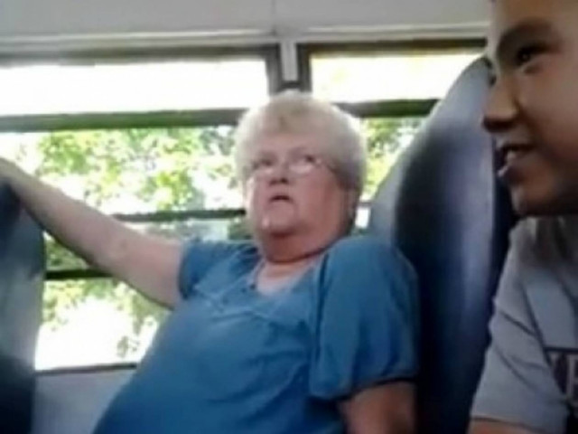 ΗΠΑ: Την προσέβαλαν και την έκαναν πλούσια! (vid)