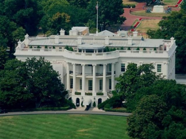 Αίγυπτος: Ο Λευκός Οίκος συνεχάρη τον Μ. Μόρσι για την εκλογή του