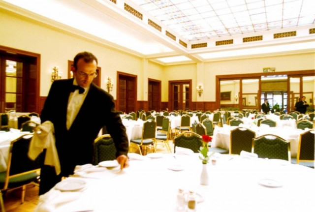 Απεργούν την Τετάρτη οι ξενοδοχοϋπάλληλοι