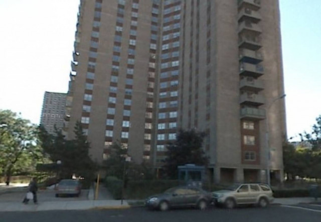 Ρωσία: Μητέρα πέταξε τα παιδιά της από τον 15ο όροφο