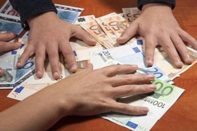 ΄Σωρεία προσφυγών κατά της υπαγωγής των ΔΕΚΟ στο ΤΑΙΠΕΔ