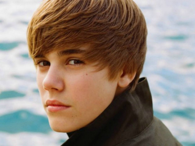 Δες τι έπαθε ένας μπαμπάς σε συναυλία του Bieber! (pic)