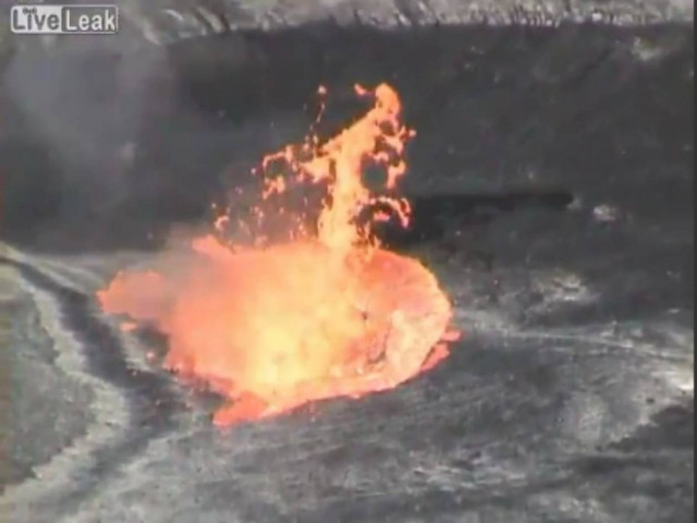 Τί συμβαίνει αν πέσεις μέσα σε ένα ηφαίστειο; (vid)