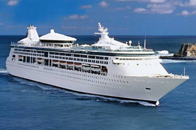 «Έδεσε» κρουαζιερόπλοιο στη Σούδα με 2.058 επιβάτες