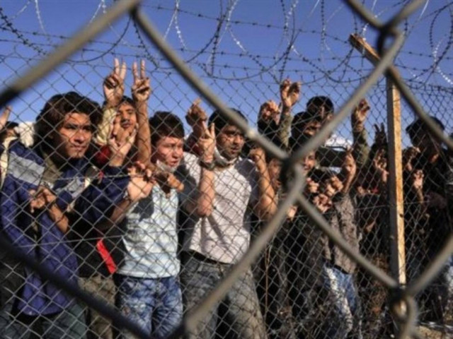 Οι Γάλλοι νομιμοποιούν παράνομους μετανάστες…