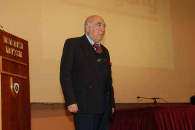 «Έσβησε» ο δημοσιογράφος και λογοτέχνης Νέστορας Μάτσας