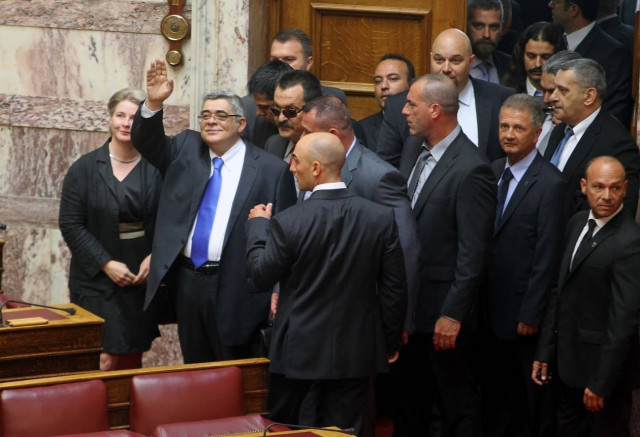 Πρώτο θέμα στην Τουρκία η Χρυσή Αυγή και οι Μουσουλμάνοι βουλευτές