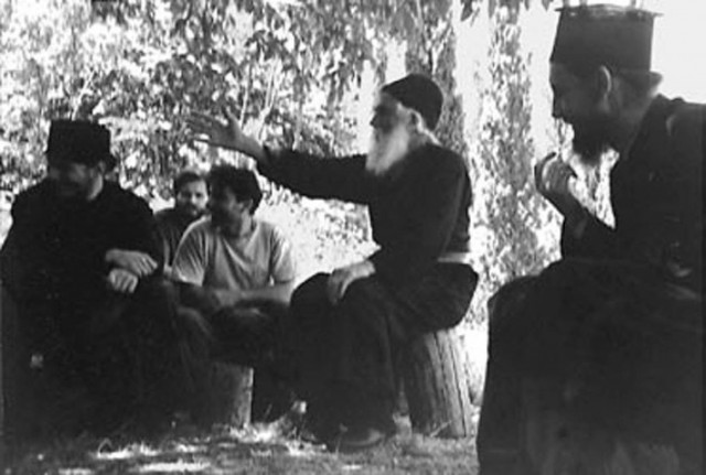 Παϊσιος: Η υπομονή ξεκινά από την αγάπη...