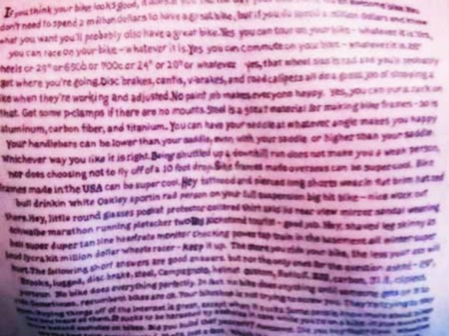 Έκανε τατουάζ... 880 λέξεων! (pics)