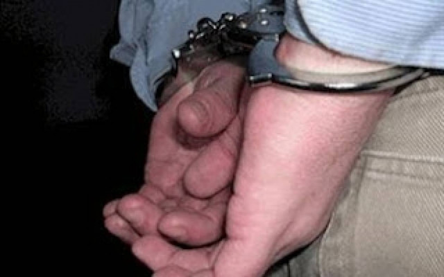 Σύλληψη επιχειρηματία για χρέη