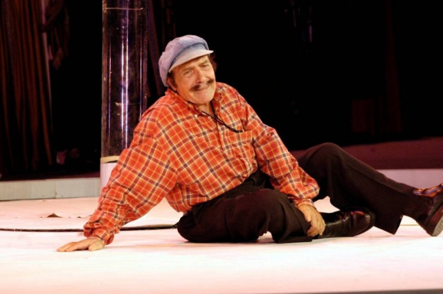 Σε στενό οικογενειακό κύκλο η κηδεία του Θ. Καρακατσάνη