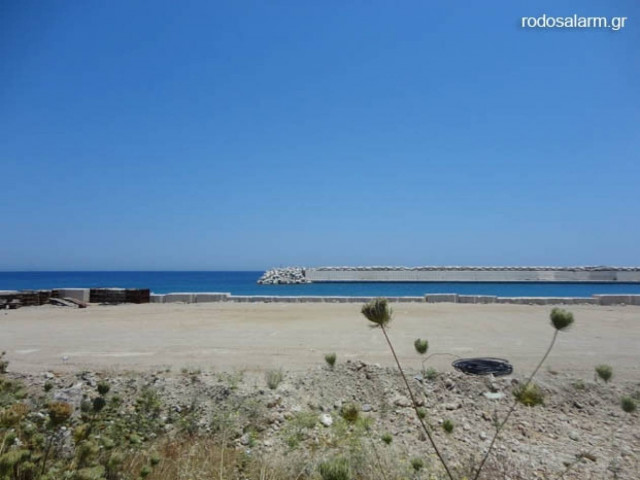 Ρόδος: Στα μισά έμειναν τα έργα της μαρίνας