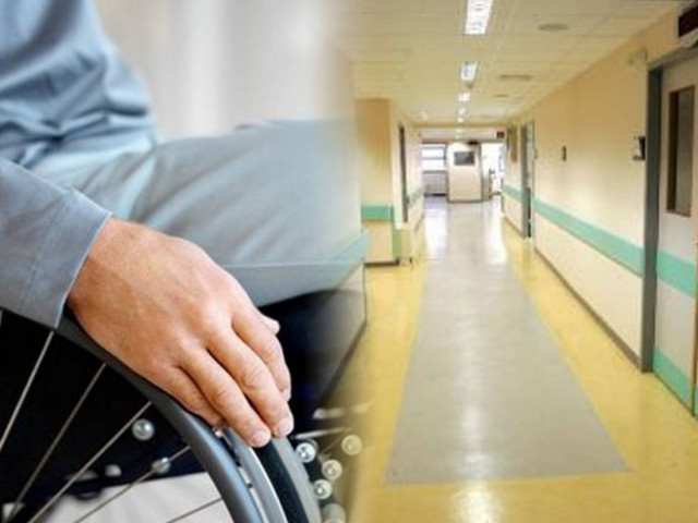 Βάζουν τα Άτομα με Αναπηρίες να πληρώσουν για την επανεξέταση