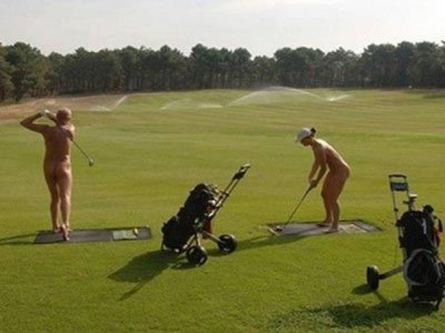 Η γυμνή πλευρά του γκολφ