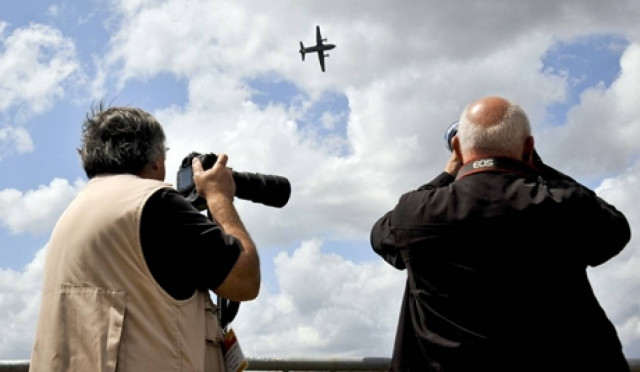 Συντριβή αεροπλάνου σε σόου- Νεκρός ο πιλότος
