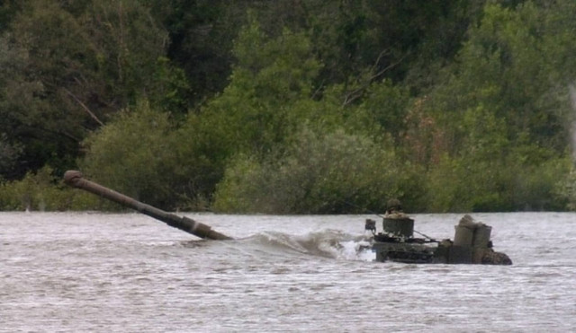 Συνεχείς ασκήσεις τεθωρακισμένων στον Έβρο