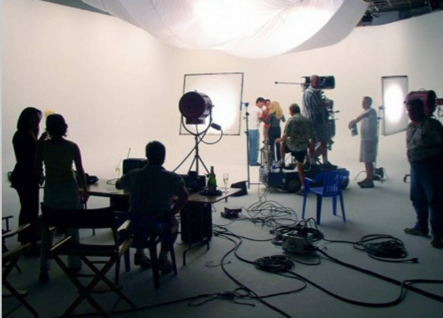 Δημοψήφισμα για τα προφυλακτικά στις «ροζ» ταινίες