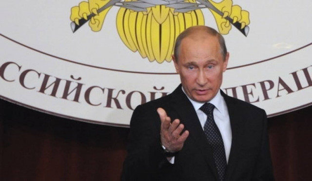 Πούτιν: Επικρίνει ΗΠΑ- ΕΕ