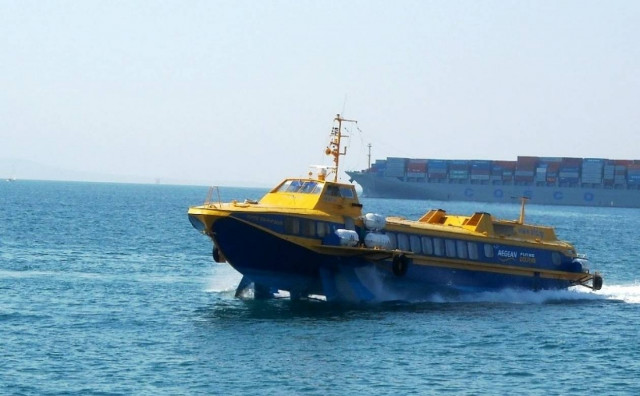 Μηχανική βλάβη για ιπτάμενο δελφίνι