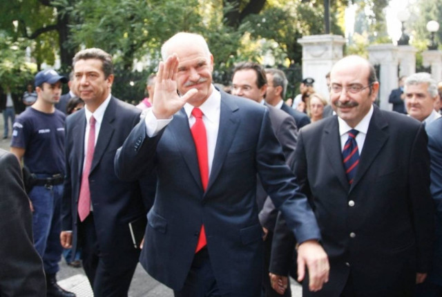 Ο Παπανδρέου ετοιμάζει βαλίτσες...για Αμερική!