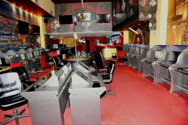 Έφοδος της Αστυνομίας σε παράνομο καζίνο στην Συγγρού