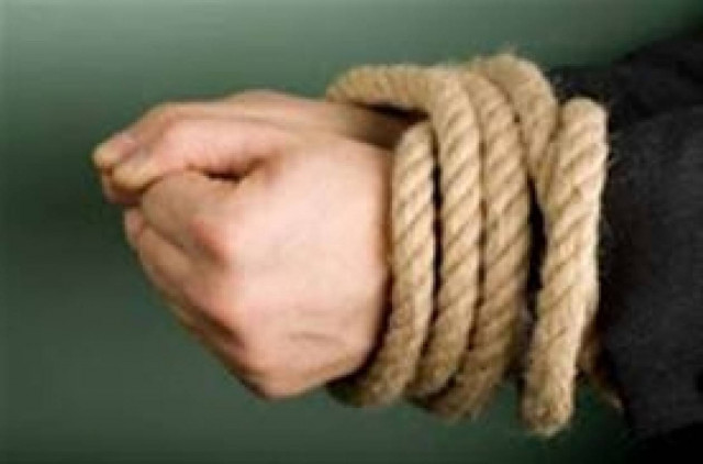 Απελευθέρωσαν απεσταλμένο του Ερυθρού Σταυρού