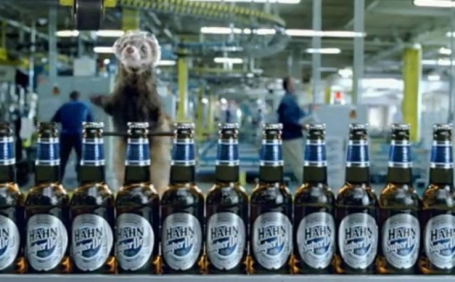 Μια διαφήμιση για να την πιεις στο ποτήρι...