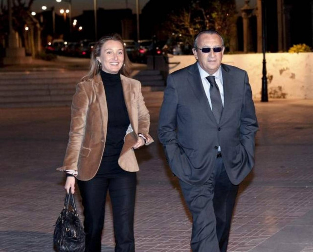 Βουλευτής Ισπανίας: Οι άνεργοι να πάνε να... (vid)