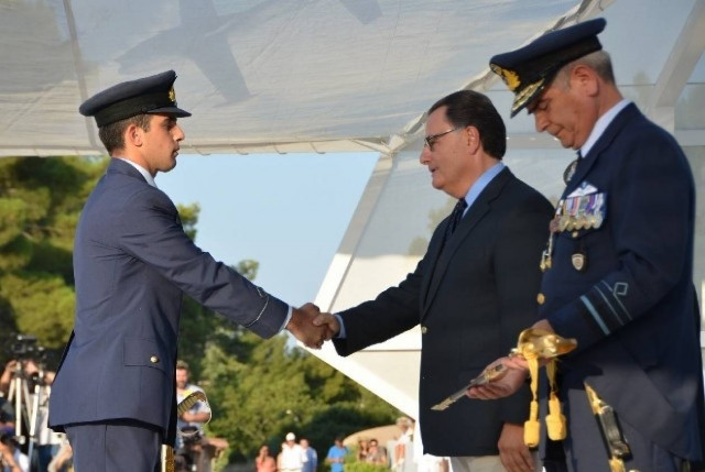 Ορκίστηκαν οι νέοι Ανθυποσμηναγοί στο Τατόι