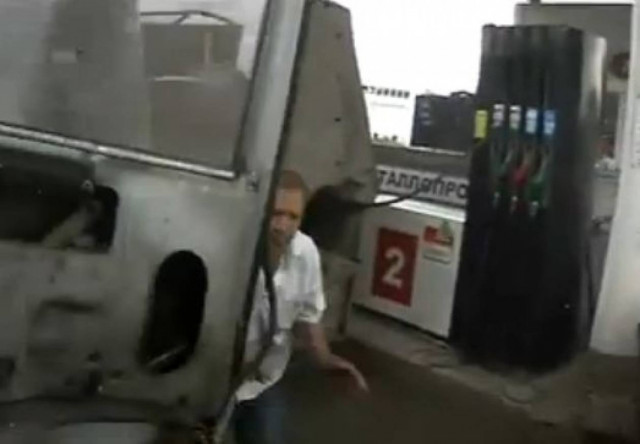 Βίντεο: Σώθηκε από θαύμα