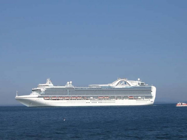 Φωτιά σε καμπίνα κρουαζιερόπλοιου