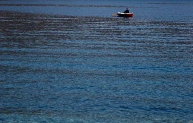 Πρέβεζα: Ψάρεψε σάκο με 25 δέματα χασίς