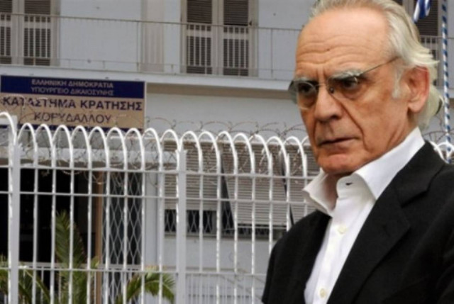 Η πρώτη αντίδραση του Άκη για τις αποκαλύψεις του εξαδέλφου του