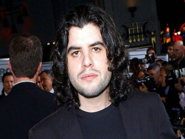 Κατηγορεί τον Σταλόνε για το θάνατο του γιου του