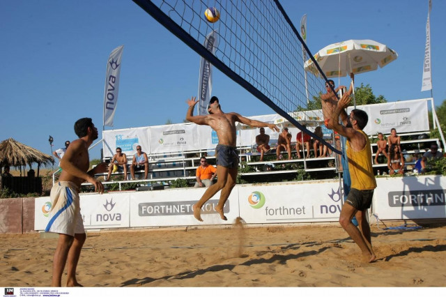 «Καρφί για παραλία»