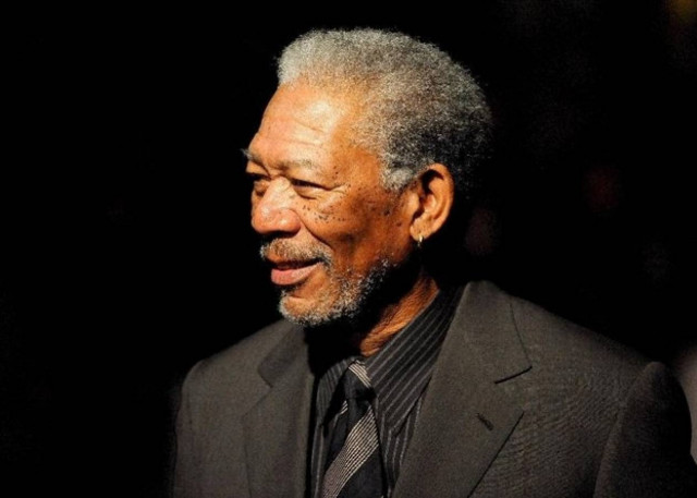 Δώρο ενός εκατ. ευρώ από τον Μ. Φρίμαν στον Μ.Ομπάμα!