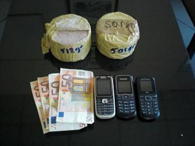 Είχαν κρύψει ηρωίνη μέσα στην μηχανή του αυτοκινήτου