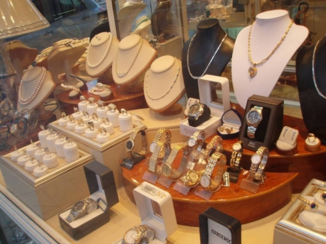 Ληστεία σε κοσμηματοπωλείο στη Σταδίου