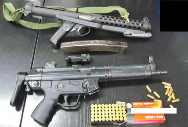 Βρήκαν οπλοστάσιο για... πόλεμο (pics)