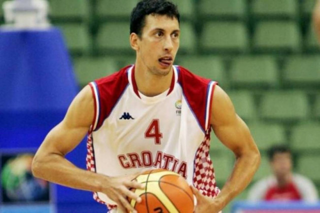 Ενδιαφέρον για Ούκιτς από τον «Εξάστερο»