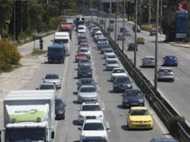 ΤΩΡΑ: Καραμπόλα στην Αθηνών – Λαμίας