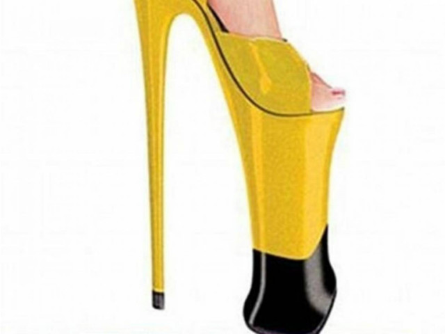 Τρελά και απίστευτα παπούτσια!