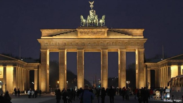 Τρόικα και Eurogroup κρίνoυν την επόμενη δόση