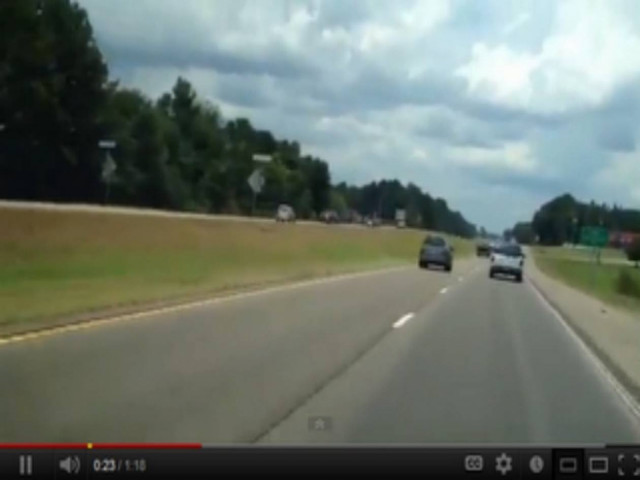 Βίντεο:Οδηγός κατευθύνεται στο αντίθετο ρεύμα με θανάσιμα αποτελέσματα