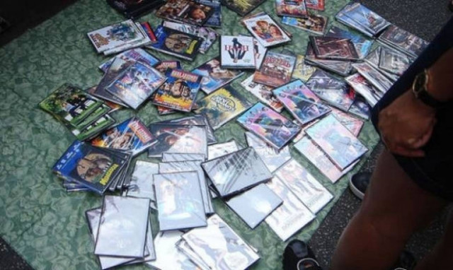 Κρήτη: Αλλοδαπός είχε στην κατοχή του παράνομο… «δισκοπωλείο»