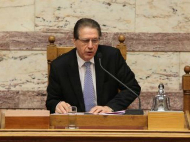 O «Πολύδωρας» ζήτησε δανεικά 3.000 ευρώ από δημοσιογράφους!