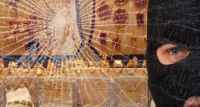 Διάρρηξη σε κοσμηματοπωλείο στην οδό Σταδίου