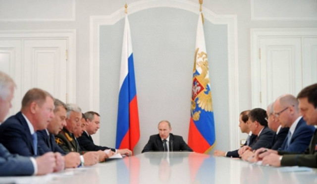 Πούτιν: Η Ρωσία δεν μπαίνει σε κούρσα εξοπλισμών