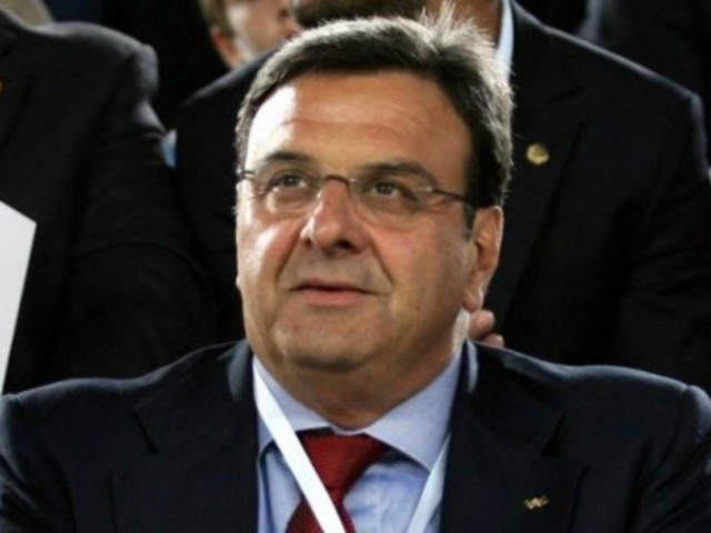 Κούβελος για Παπαχρήστου: Αστεία στην παρέα της