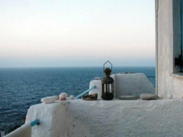 Για διακοπές στην Ελλάδα πολιτικοί από τη Γερμανία